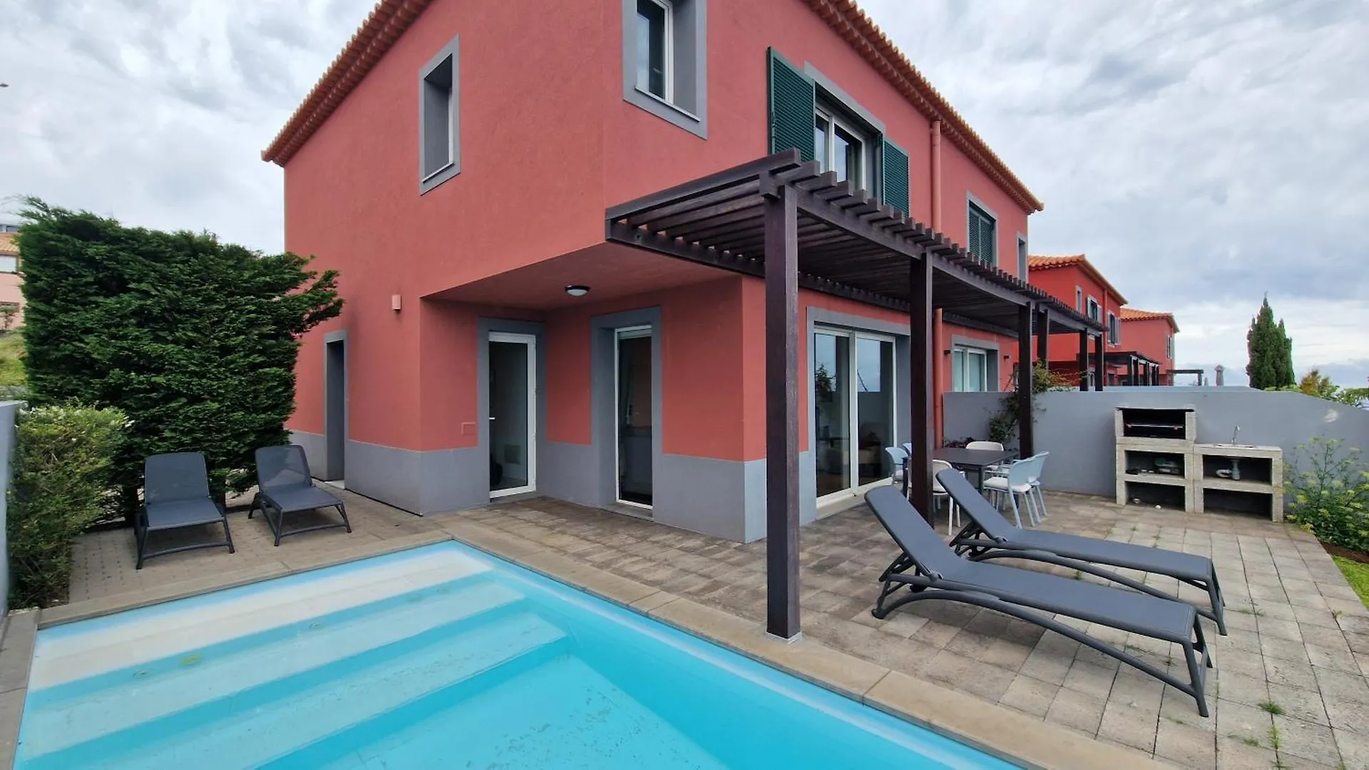 The Red Hot Chill House By Lovelystay Arco da Calheta  0*, Arco da Calheta (Madeira)