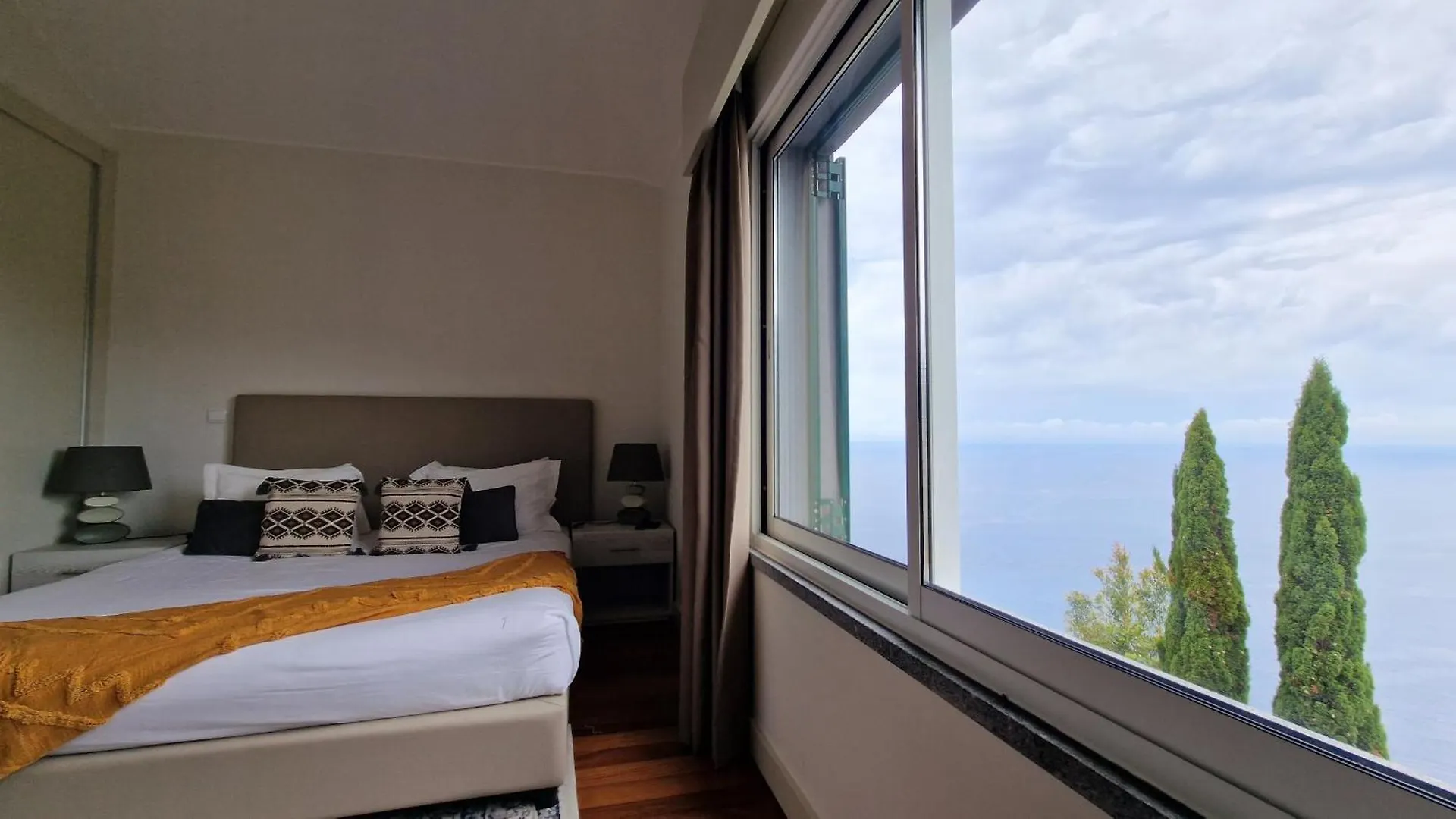 The Red Hot Chill House By Lovelystay Arco da Calheta  0*, Arco da Calheta (Madeira) Πορτογαλία